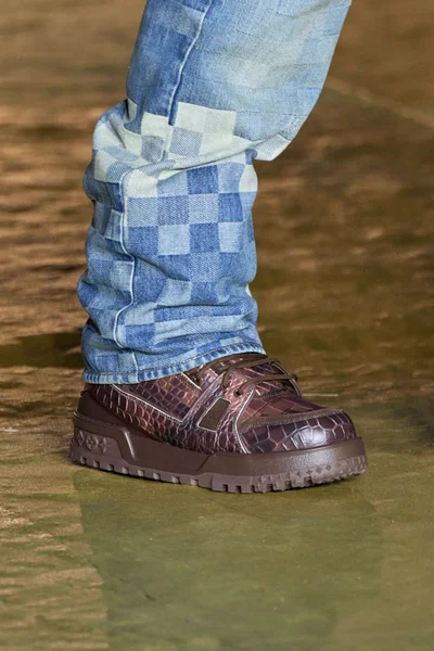 Look 53